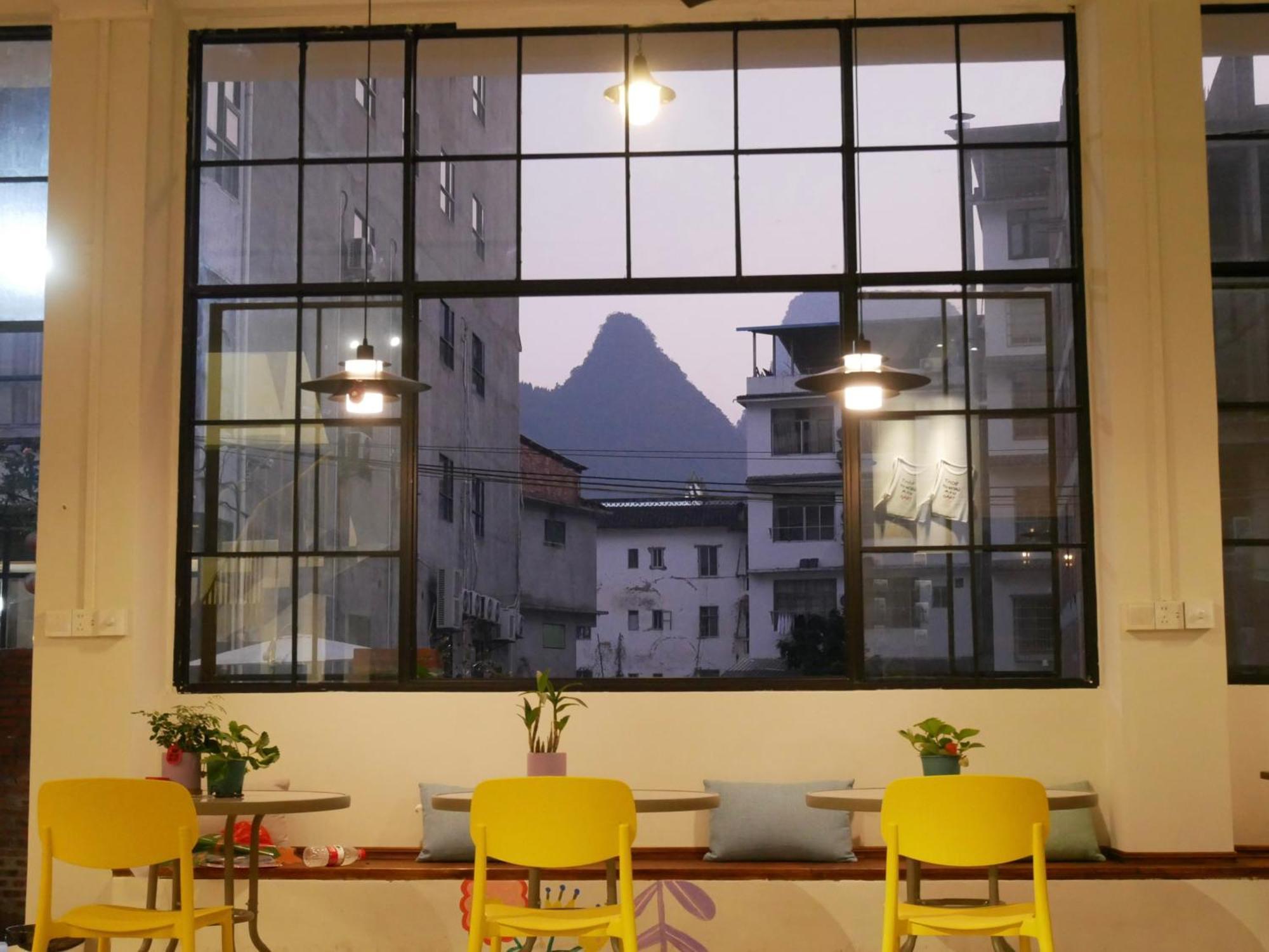 Pomelo Hostel Xingping Yangshuo Exteriör bild
